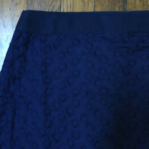 J. Crew Navy Cotton Eyelet Lace Pencil Skirt - Picture 5 of 6